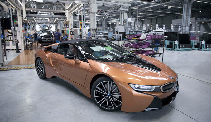 BMW’s i8 Roadster Is Officially In Production