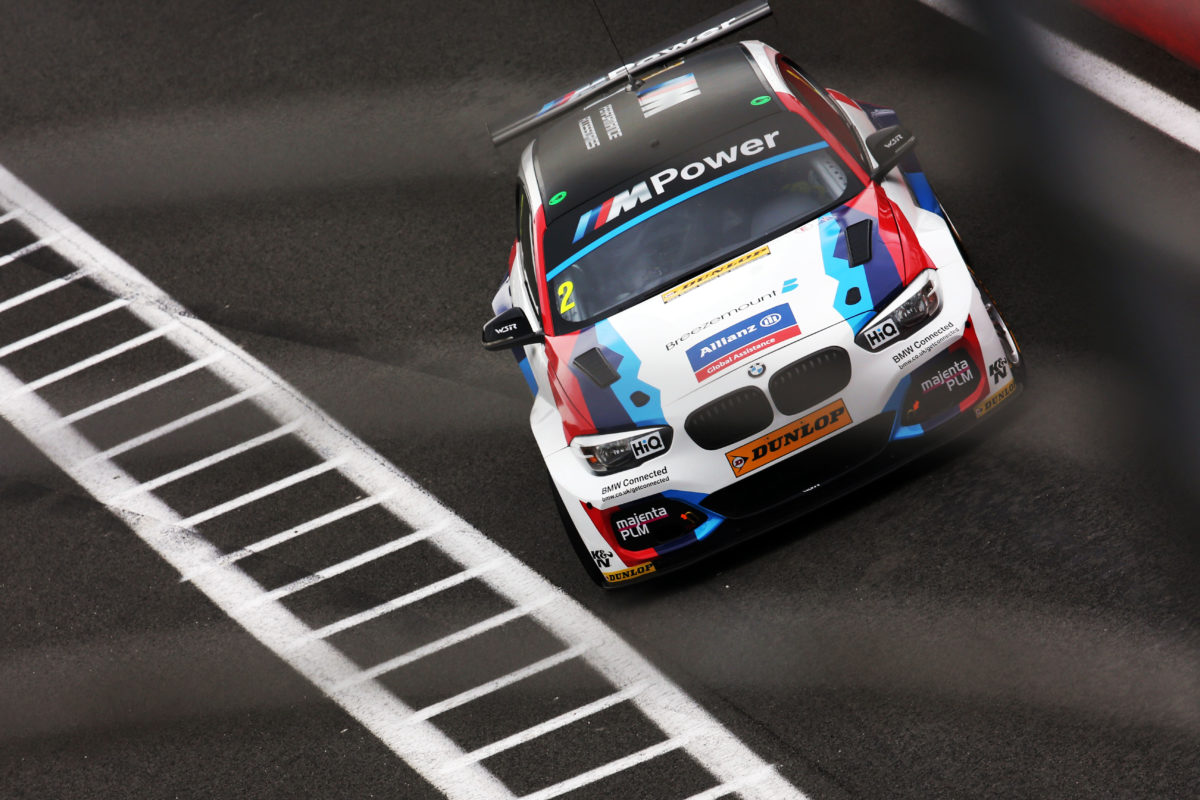 147スケーレックス BMW 125 BTCC Pair Of Podiums For BMW In Opening
