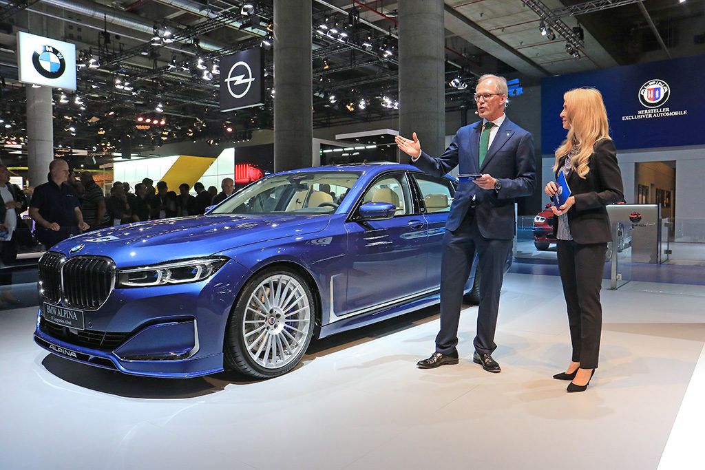  BMW en el Auto Show de Frankfurt Color Us Subdued