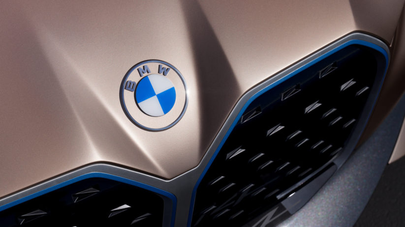 BMW Concept i4 New Roundel