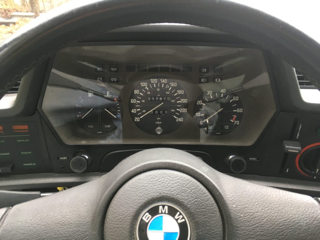 package Influential Cupboard Sharkey Gets A New Instrument Cluster - BimmerLife