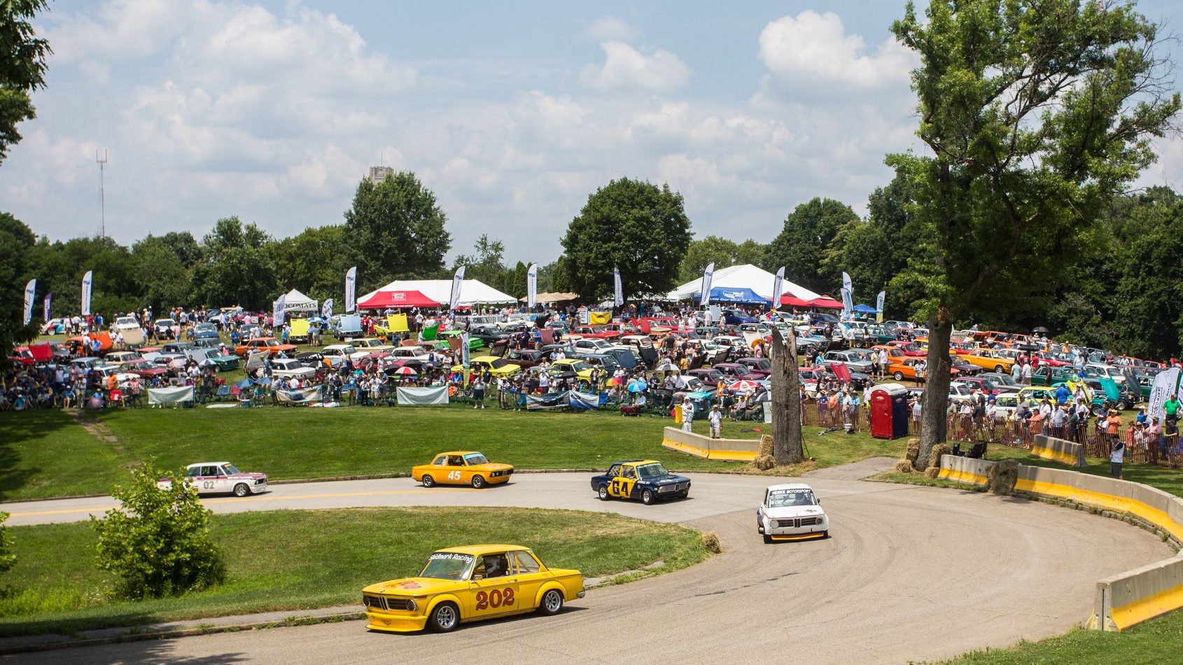 Allegheny Chapter Hosts Pittsburgh Vintage Grand Prix Fundraiser, New