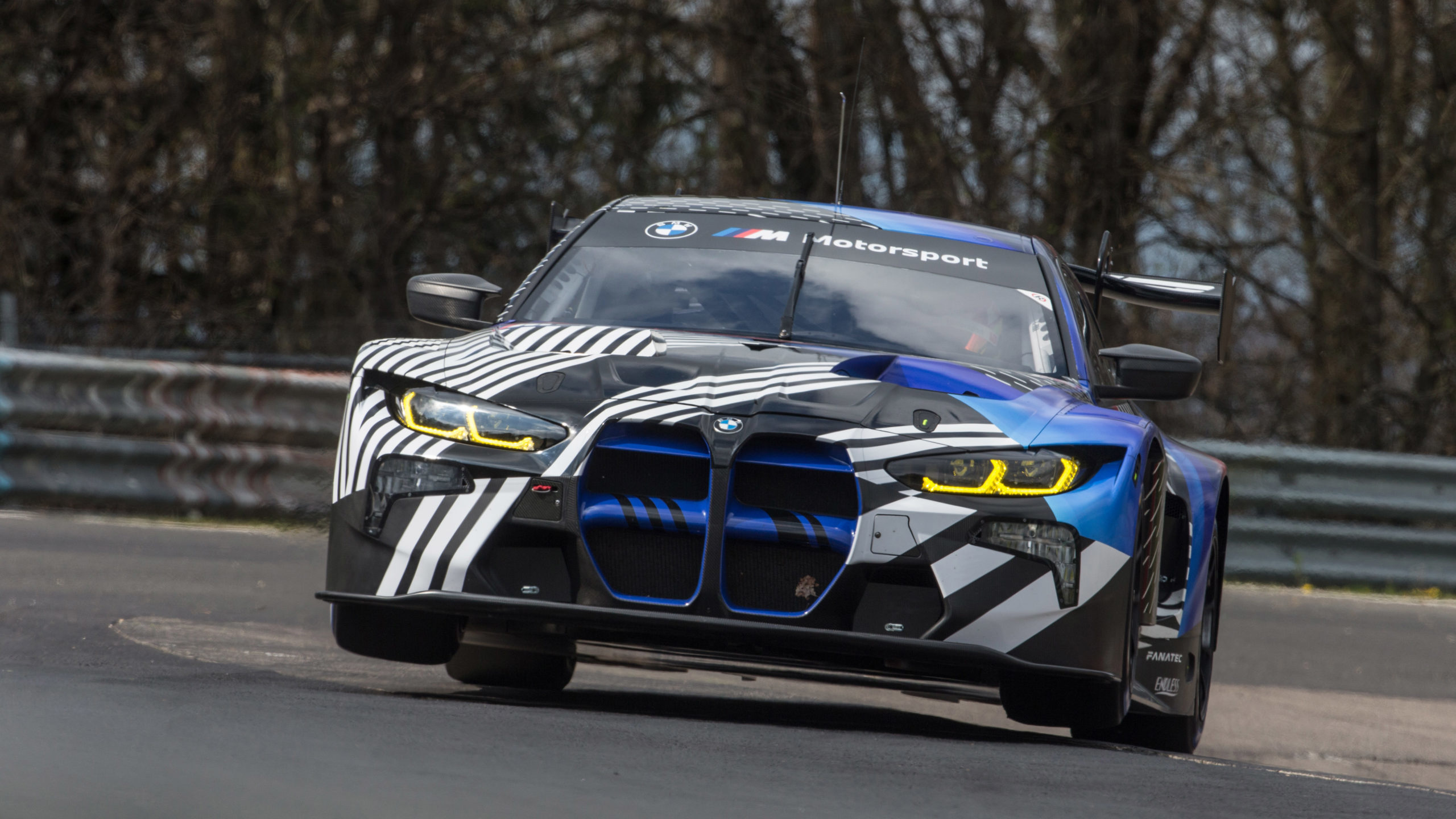 MYSTERIOUS  M4 GT3 ブルーカーボン M4 GT3 Testing Continues On Nordschleife - BimmerLife