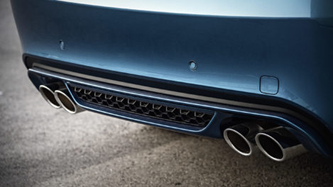 BMW X6 M quad exhaust tailpipes
