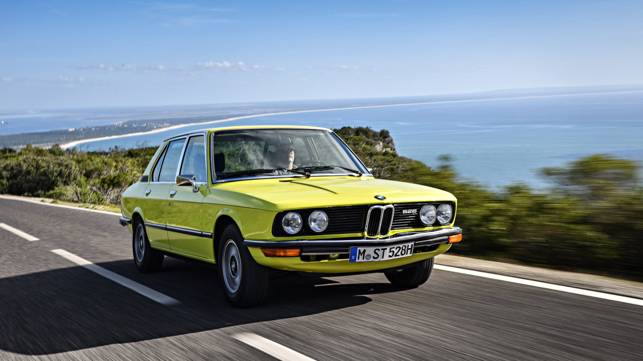 BMW E12 5 Series Stars In Forza Horizon 5 Trailer - BimmerLife