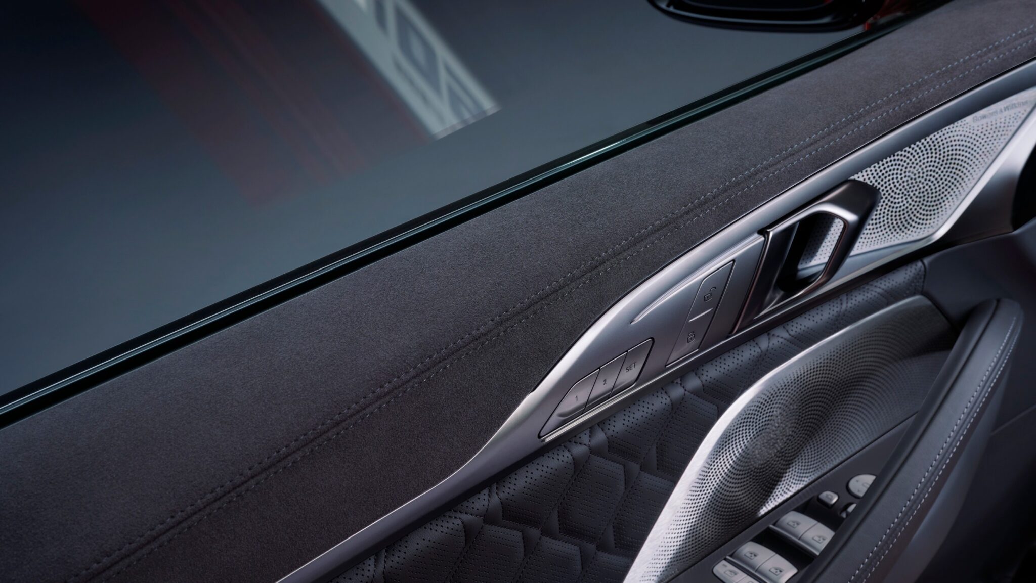  BMW Reveals 2026 BMW M850i Edition M Heritage - BimmerLife Illustration 