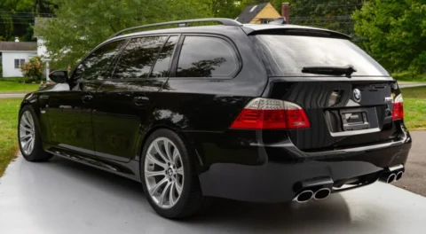 E61 M5 Touring Conversion