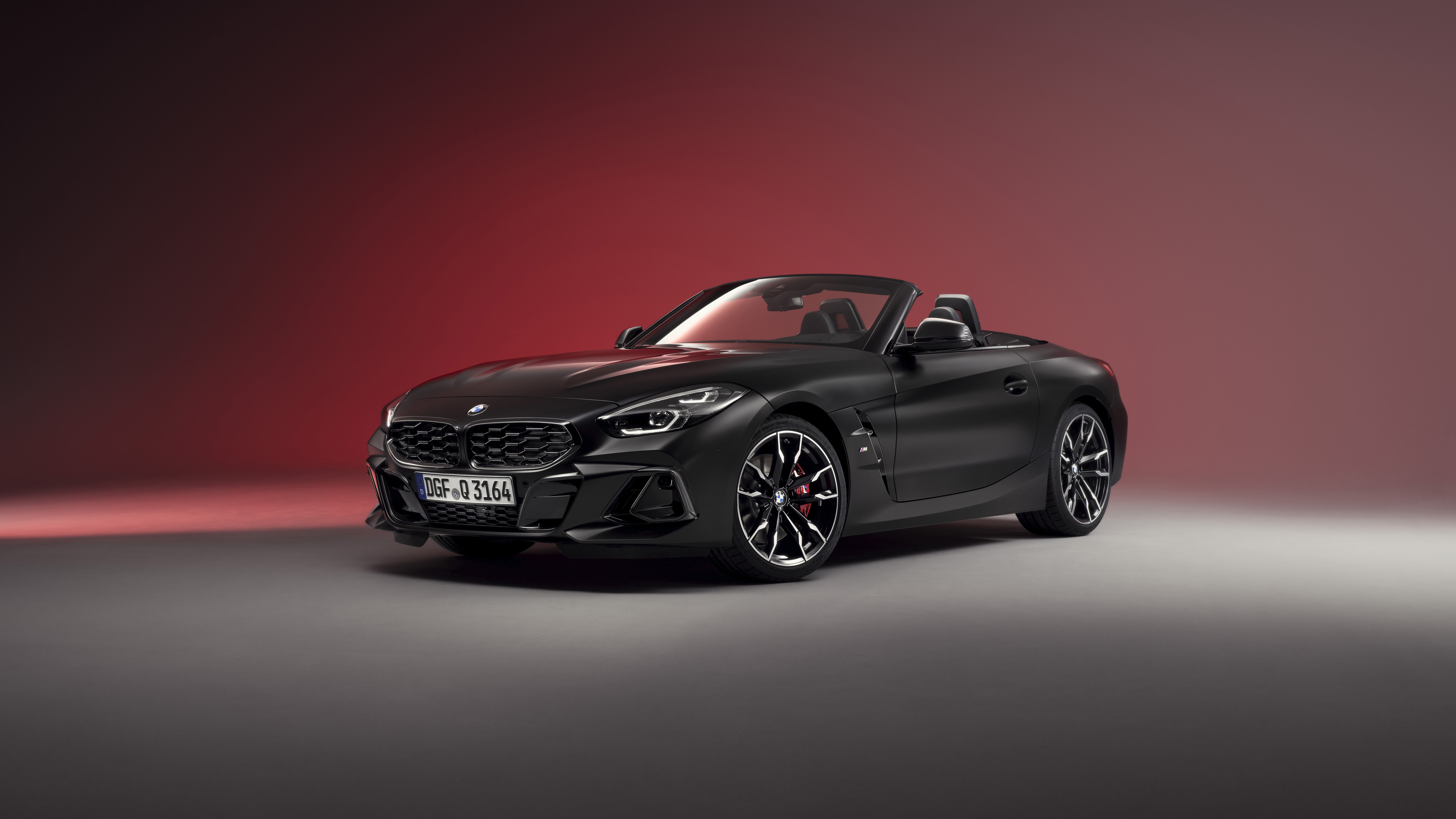 2026 BMW Z4 M40i Final Edition front 3/4